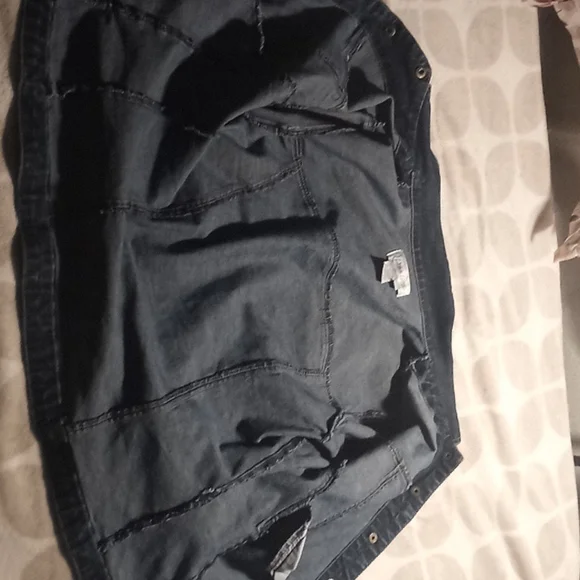 Jacket - Picture 4 of 4